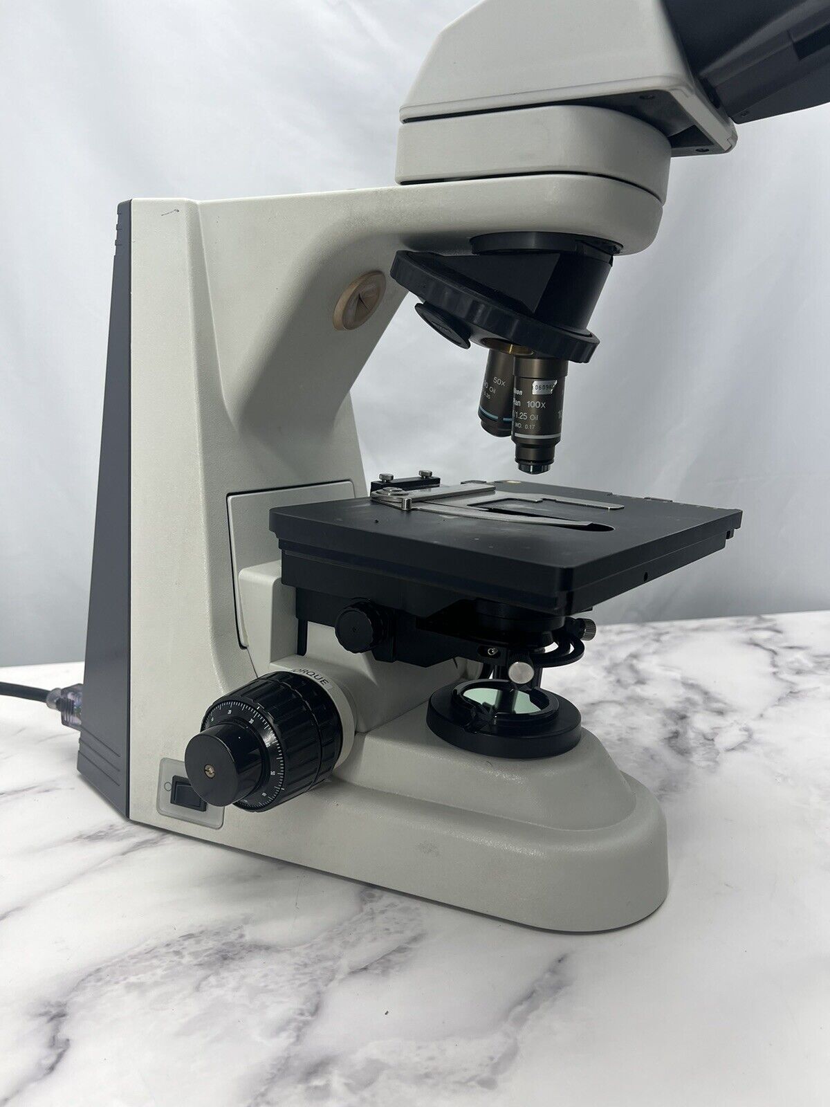 Nikon Eclipse 50i Clinical Microscope w/ 40X 100XA Objectives