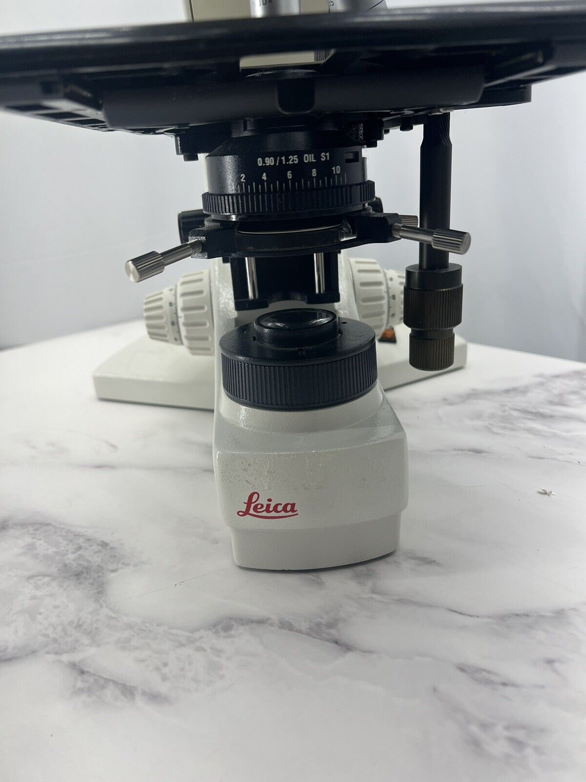 Leica DMLS Microscope